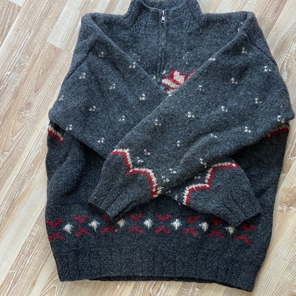 Gray Nordic Pattern Women’s 100% Wool Knit Sweater - Picture 7 of 9